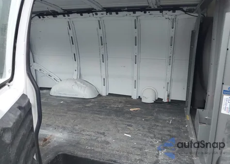 2011 Chevrolet Express 2500 Work Van from USA, damaged, VIN 1GCWGFCAXB1147260